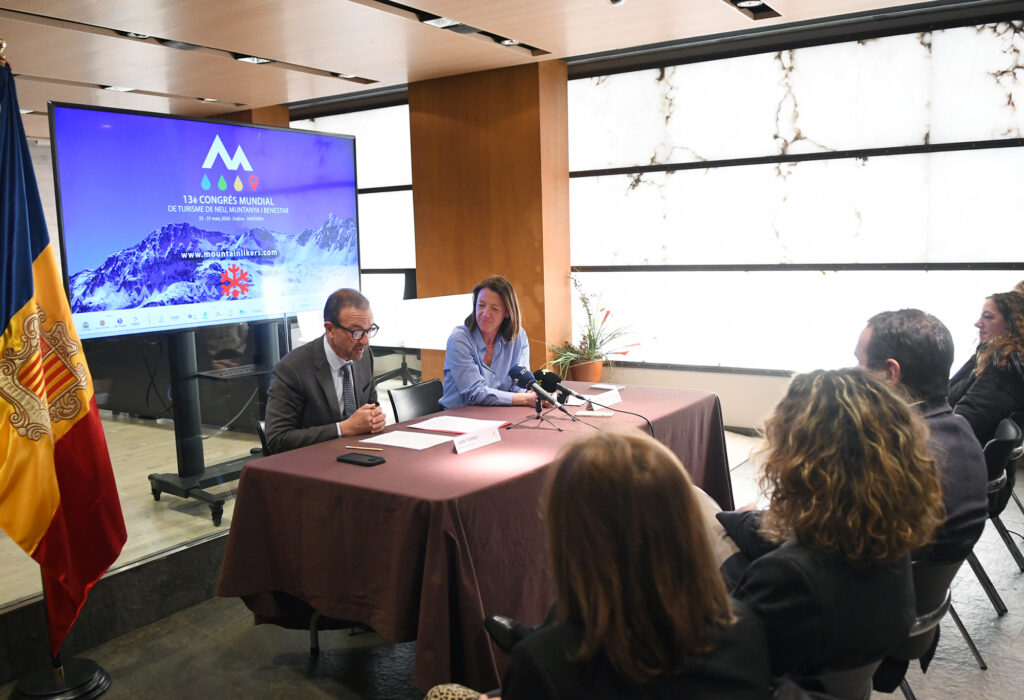 Presentación del 13º Congreso Mundial de Turismo en Andorra con enfoque en inteligencia artificial y cambio climático.