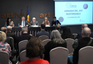 Inauguración de la jornada del juego responsable en Andorra con autoridades y asistentes.