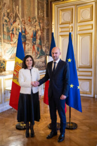 Reunión entre la ministra Imma Tor y el ministro francés en París