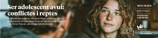 Conferencia sobre conflictos adolescentes y sus retos sociales