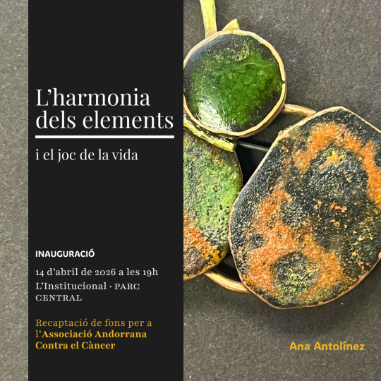 Monotips y joyas artesanales de la exposición solidaria en Andorra la Vella