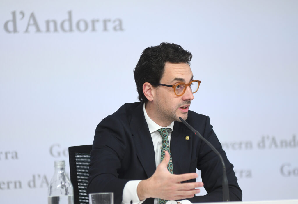 Reunión sobre ayudas para proteger la ramadería de especies en peligro de extinción