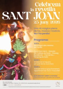 Celebració de la Revetlla de Sant Joan a Canillo amb foguera i música