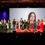Ceremonia de graduación del batxillerat 2026 en Andorra con alumnos y autoridades.