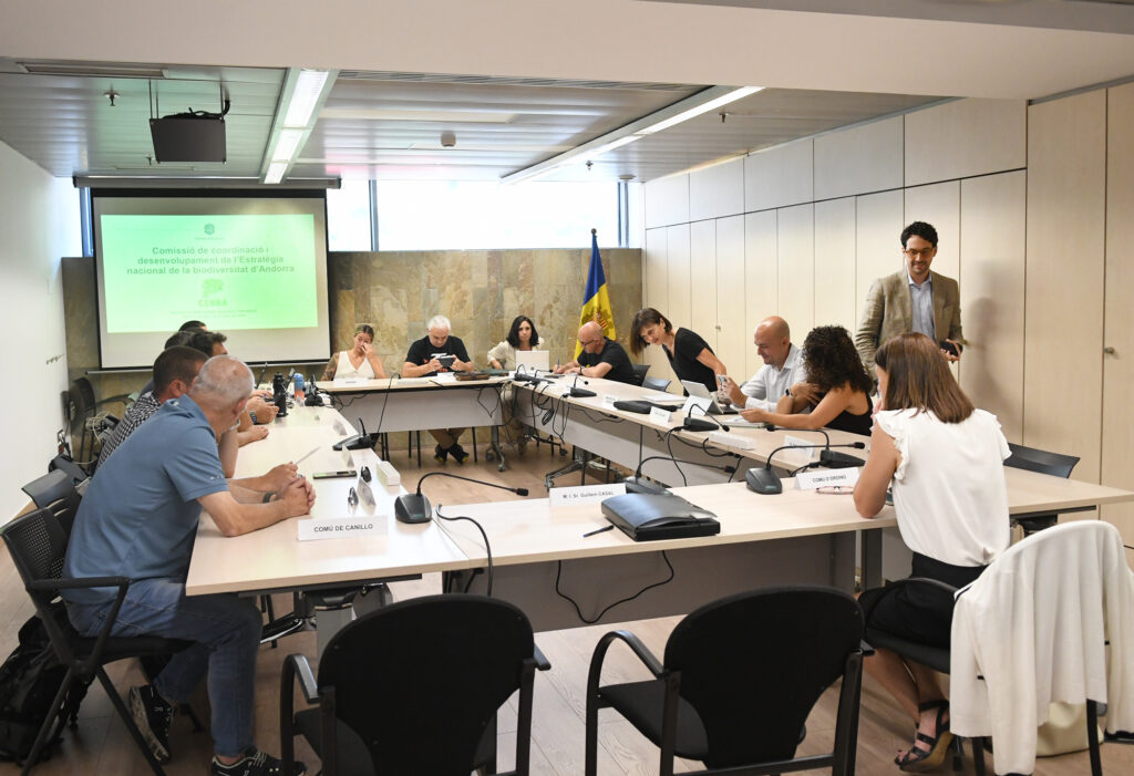 Reunión de la Comisión de Biodiversidad en Andorra para discutir el primer parque nacional.