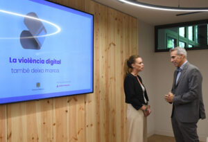 Reunión sobre la campaña contra la violencia digital en Andorra Telecom