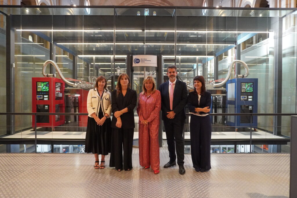 Delegación andorrana en el Barcelona Supercomputing Center durante una visita institucional.