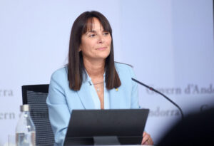 Ministra presentant nou reglament per l'emancipació dels joves a Andorra