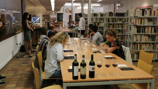 Evento Vibliosons con música, vinos y literatura en Encamp.