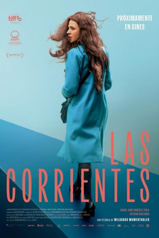 Cartel de la película Les corrents con una mujer de espaldas