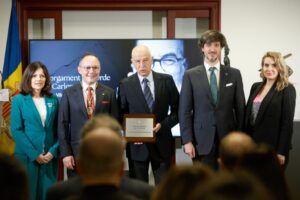 Ceremonia de entrega del Orde de Carlemany a Josep Viladomat